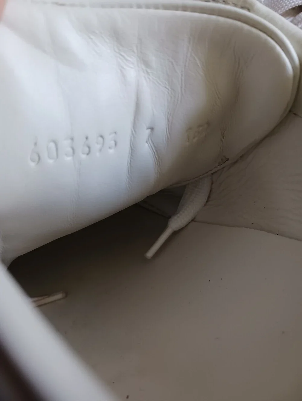 Gucci Ace Sneakers With Gucci Band Embroidery  Size 7